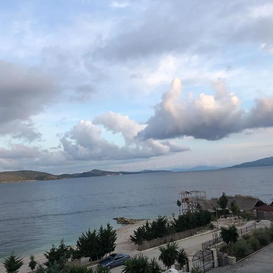 Mary'S Apartment Sarandë アルバニア